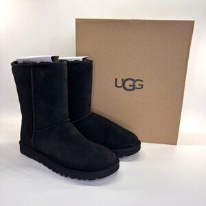 UGG Classic Short II Sheepskin Boot Size 8 Black Treadlite Sole Winter Boots